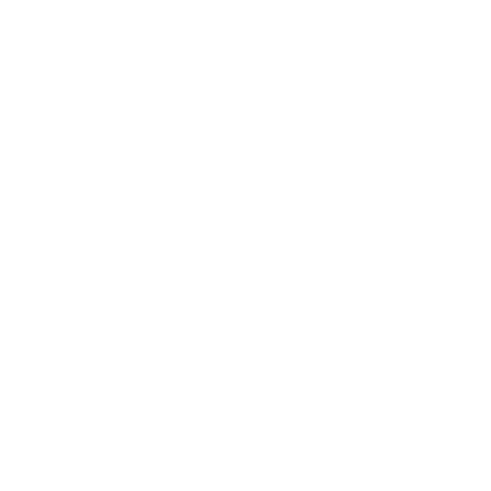 月鐘の街エルで育った少年。落ち着いた性格から、大人びた印象を受けるが胸の内には熱い心を持ち、実直な子供らしさも残る。我流ながら剣の腕前は帝国兵にも劣らず、街にときどき現れるモンスターを退治するのもカナタの役割となっている。エルに起きた異変を機に、記憶によって世界を創り変える力に覚醒。世界中で発生しているロスト現象を調査する帝国から協力を要請されることになる。自分の力が世界に役立つのであれば、と考え幼いころに失踪した母親探しを条件に、帝国への協力を決意し、世界へと旅立ってゆく。