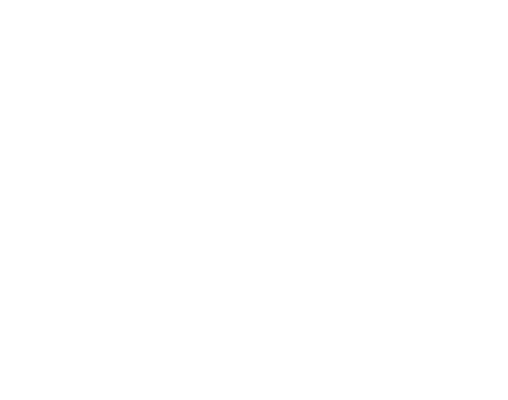 戦闘の基本　本作では、戦闘もフィールドマップ上でシームレスに行われます。スピードアタック、ヘビーアタック、回避などをワンボタンで繰り出すことができ、ハイスピードなバトルアクションを簡単にお楽しみいただけます。スピードアタックとヘビーアタックには任意の武器を割り振り、武器セットを2つまで作成可能。戦闘中の武器セット切り替えや、溜め攻撃などを組み合わせれば、戦闘の幅は格段に広がります。また、敵の攻撃が当たる瞬間に回避すると、体が粒子状に変化し無敵時間が発生。このタイミングで攻撃を繰り出すことで、専用の技で反撃します。回避後にそのまま移動することでダッシュが可能です。